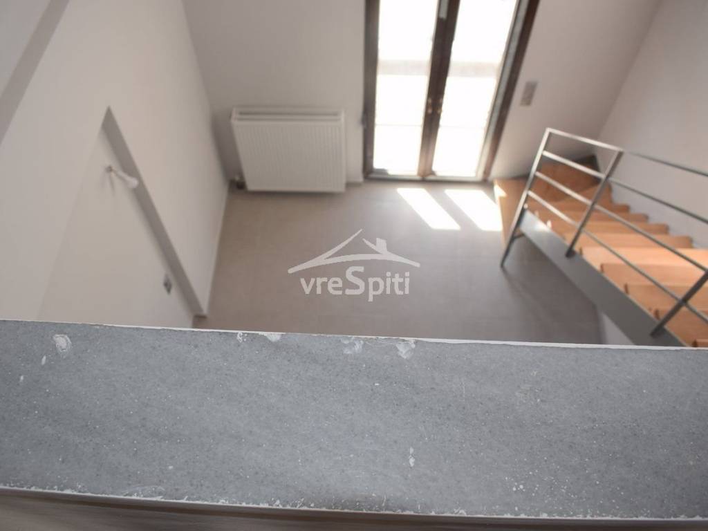 ΕΣΩΤΕΡΙΚΟΣ ΧΩΡΟΣ ΔΙΑΜΕΡΙΣΜΑΤΟΣ ΣΑΛΟΝΙ - ΚΟΥΖΙΝΑ