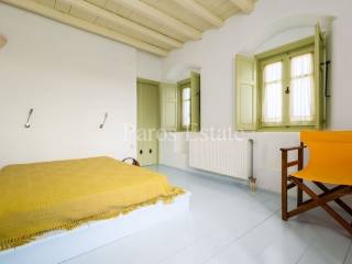 Ypnodomatio #1 isogeioy