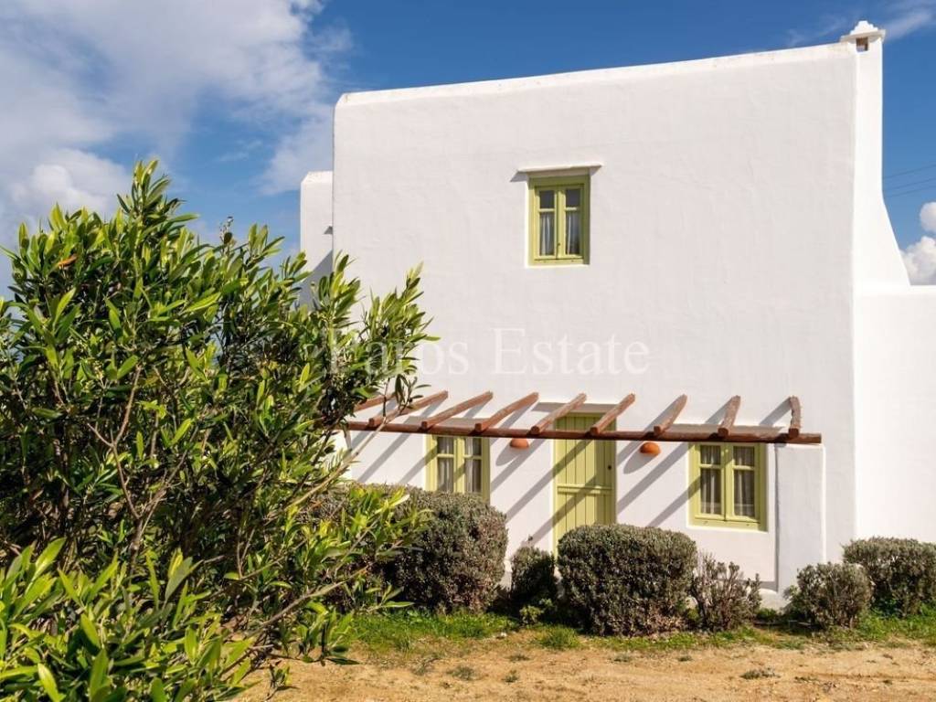 Prosbase sto ypogeio