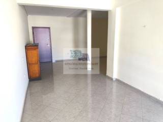 LIVING ROOM - ENTRANCE