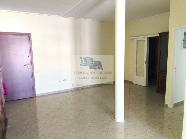 LIVING ROOM - ENTRANCE