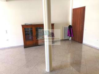 LIVING ROOM - ENTRANCE