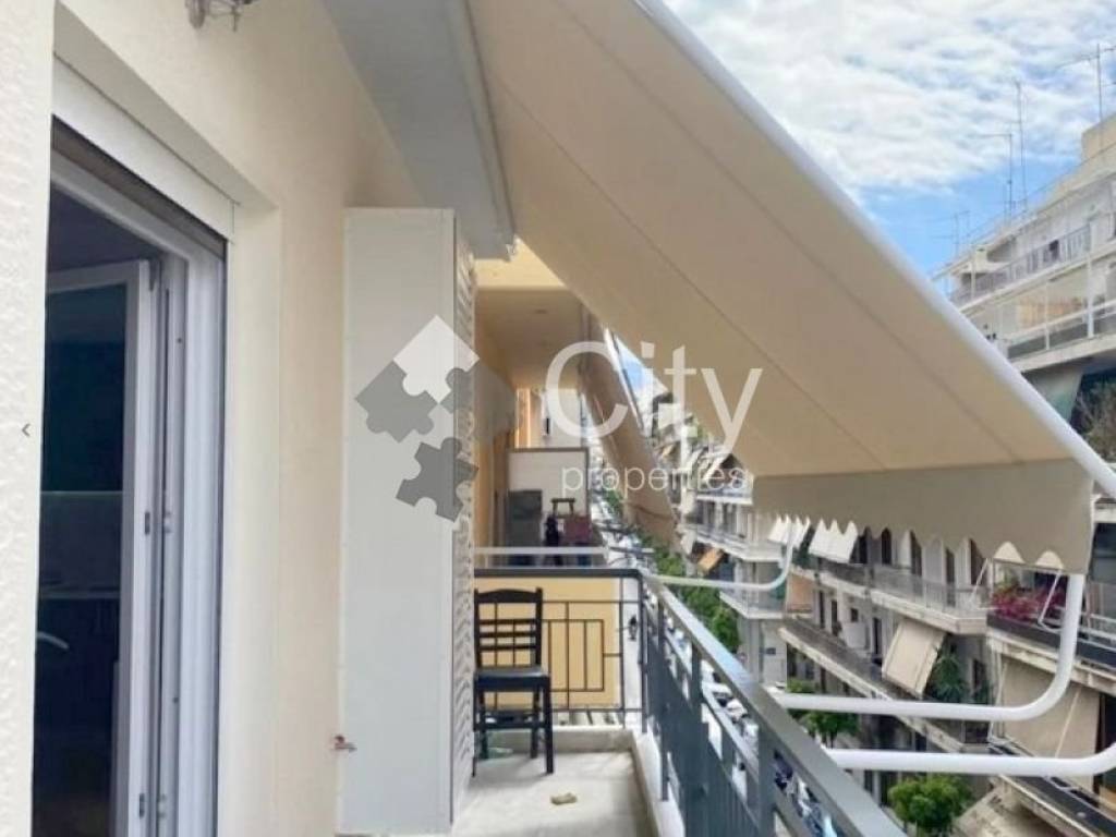 THea apo mpalkoni,Mpalkoni