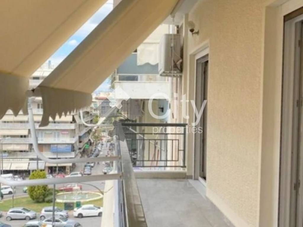 THea apo mpalkoni,Mpalkoni