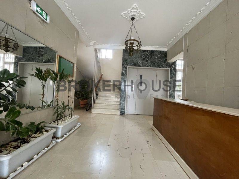 Είσοδος οικοδομής