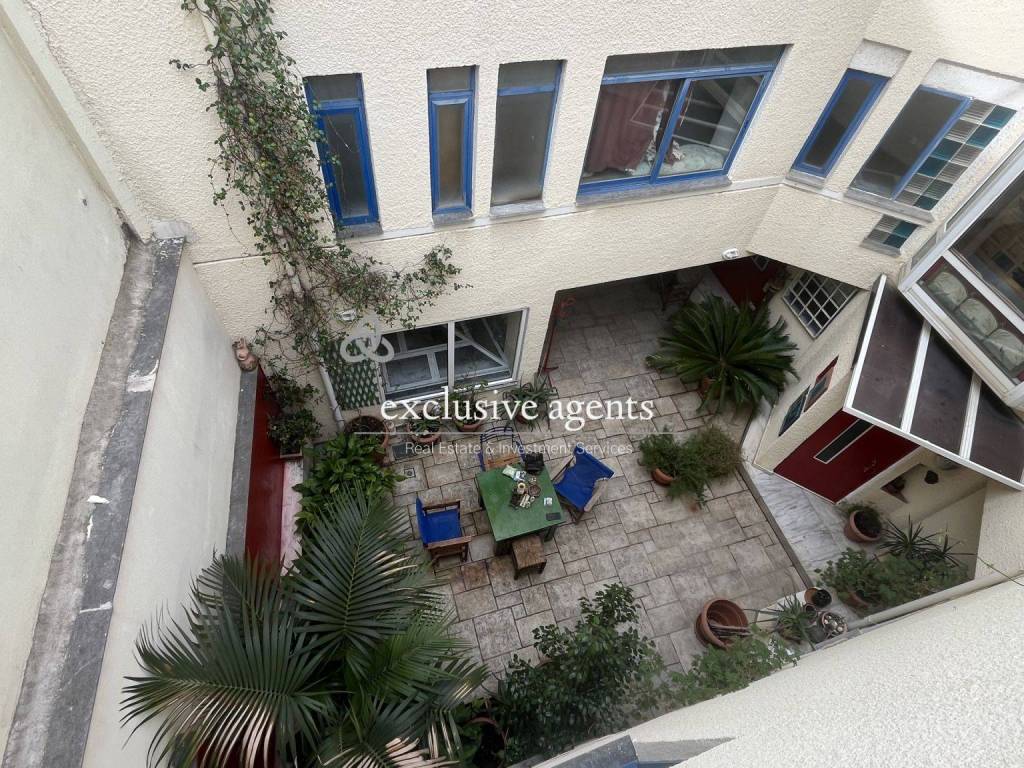 Εσωτερικοι χώροι