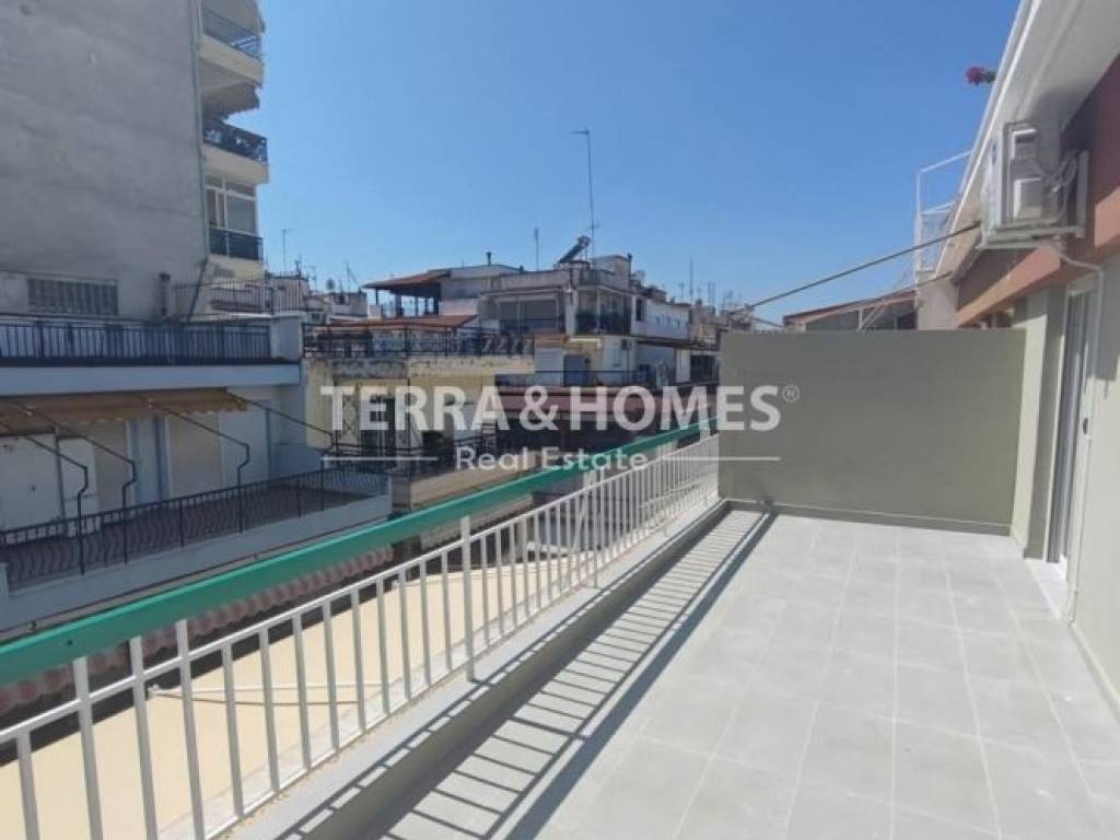 Θέα από μπαλκόνι