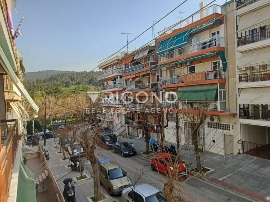 Θέα από μπαλκόνι