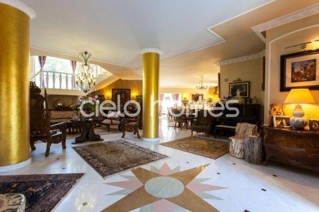 Εσωτερικοι χώροι