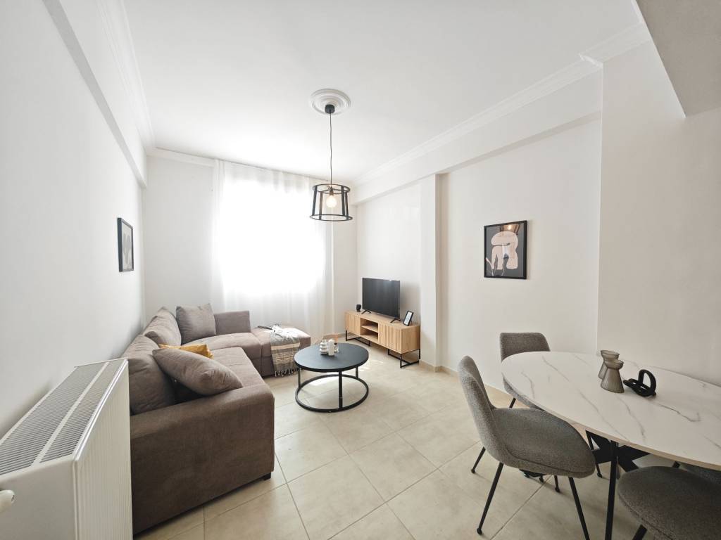 Saloni /  Trapezaria