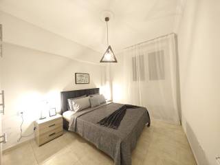 Ypnodomatio me olokainoyria / achresimopoieta epipla