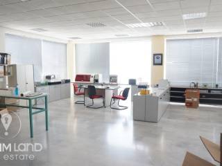 Forumland Real Estate, γραφεία