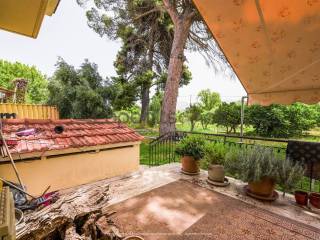 Πίσω βεράντα ισογείου