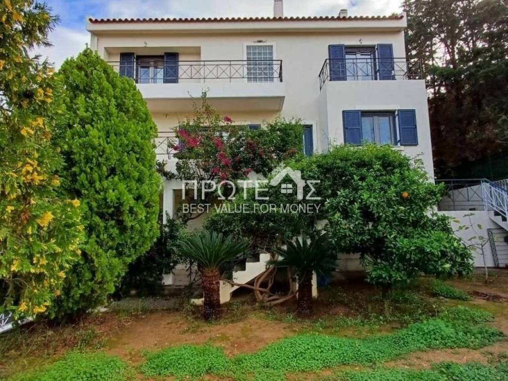 Θέα από μπαλκόνι