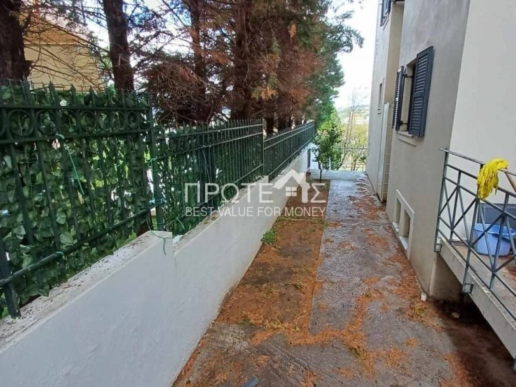 Θέα από μπαλκόνι