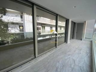 mpalkoni ( 3e eikona)