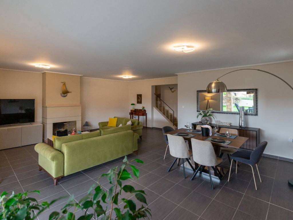 APOPSE TOY KATHISTIKOY-TRAPEZARIAS