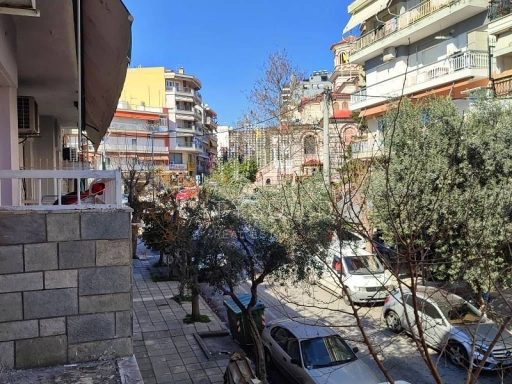 Θέα από μπαλκόνι