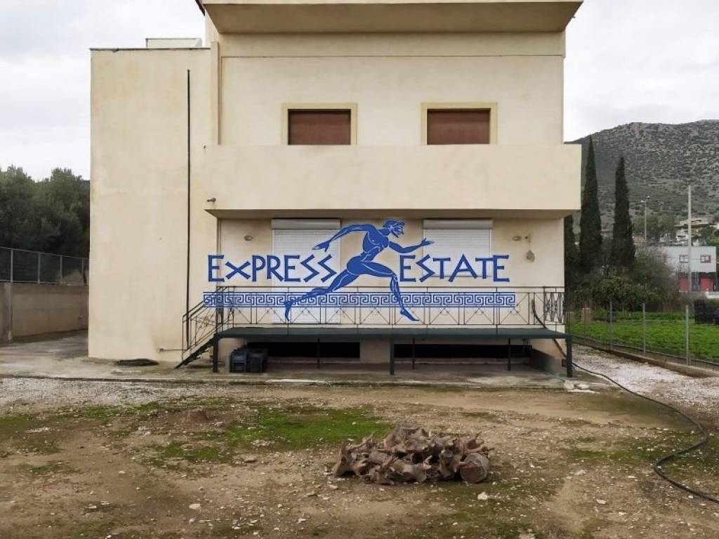 Εσωτερικοι χώροι