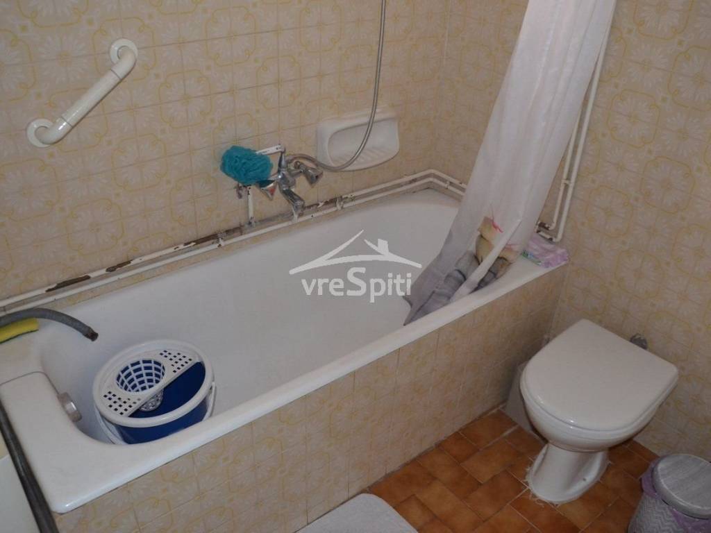 ΑΠΟΨΗ ΛΟΥΤΡΟΥ