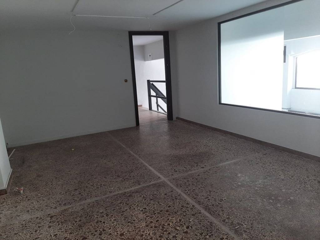 ΤΗΛΕΦΩΝΟ ΕΠΙΚΟΙΝΩΝΙΑΣ : 2310765495 // 6987494959  ΚΑΡΑΟΥΛΑΝΗ