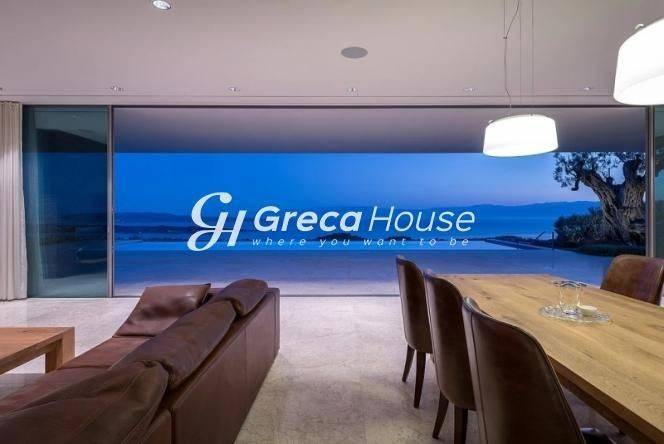 Πολυτελής Βίλα με Θέα Θάλασσα προς Πώληση στο Πόρτο Χέλι