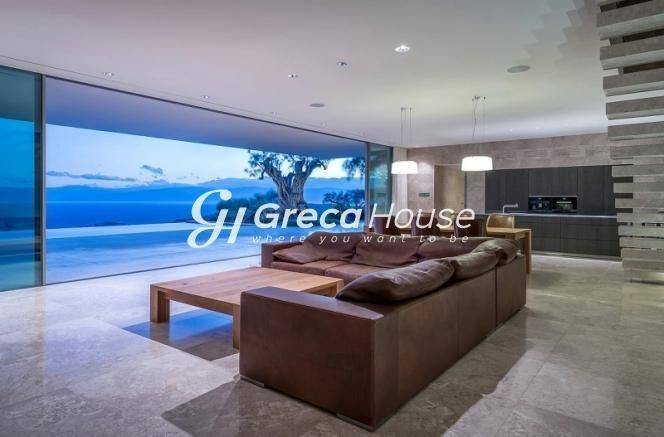 Πολυτελής Βίλα με Θέα Θάλασσα προς Πώληση στο Πόρτο Χέλι