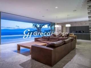 Πολυτελής Βίλα με Θέα Θάλασσα προς Πώληση στο Πόρτο Χέλι