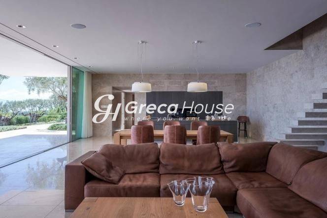 Πολυτελής Βίλα με Θέα Θάλασσα προς Πώληση στο Πόρτο Χέλι