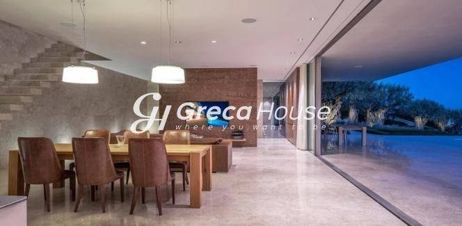 Πολυτελής Βίλα με Θέα Θάλασσα προς Πώληση στο Πόρτο Χέλι