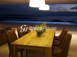 Πολυτελής Βίλα με Θέα Θάλασσα προς Πώληση στο Πόρτο Χέλι