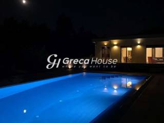 Villa for sale in Evia