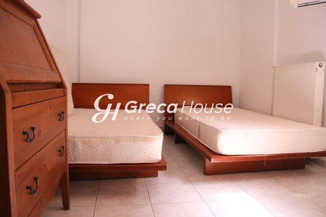 Parathalassia Bila pros Polese sten Eyboia me THea THalassa