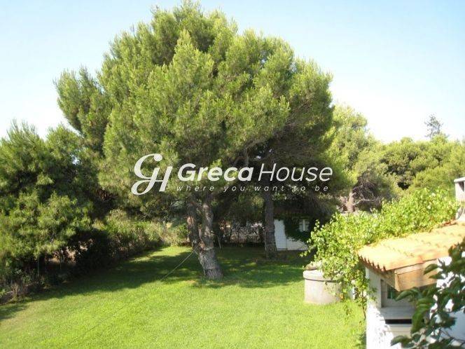 Parathalassia Bila pros Polese sten Eyboia me THea THalassa