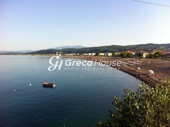 Parathalassia Bila pros Polese sten Eyboia me THea THalassa