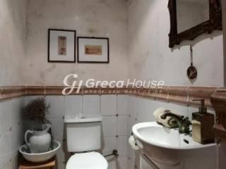 Καταπληκτική Βίλα Μπροστά στη Θάλασσα Προς Πώληση στην Κοριν