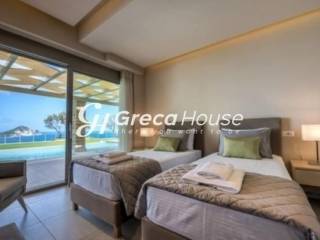 Βίλα με Θέα Θάλασσα και Πισίνα προς Πώληση στη Ζάκυνθο