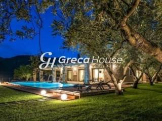 Βίλα με Θέα Θάλασσα και Πισίνα προς Πώληση στη Ζάκυνθο