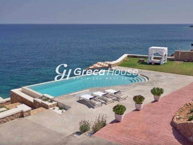 Παραθαλάσσια Βίλα με Πισίνα και Θέα Θάλασσα στη Ζάκυνθο