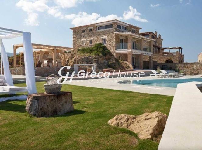 Παραθαλάσσια Βίλα με Πισίνα και Θέα Θάλασσα στη Ζάκυνθο