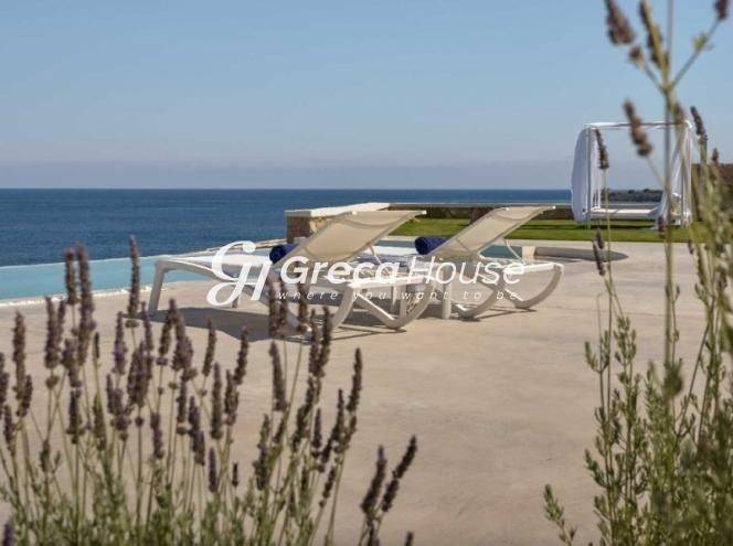 Παραθαλάσσια Βίλα με Πισίνα και Θέα Θάλασσα στη Ζάκυνθο