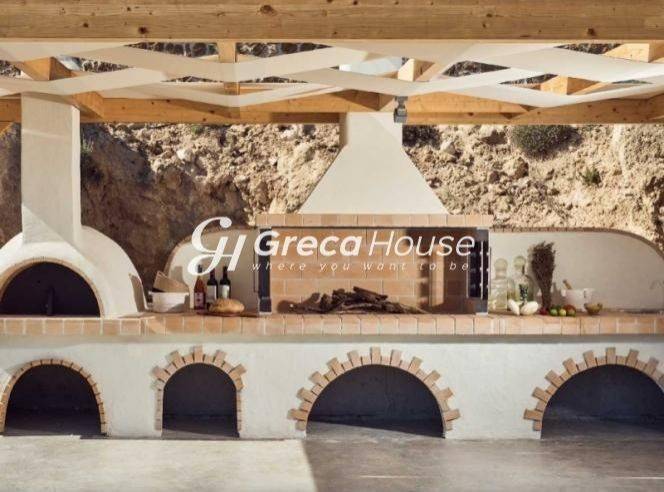 Παραθαλάσσια Βίλα με Πισίνα και Θέα Θάλασσα στη Ζάκυνθο