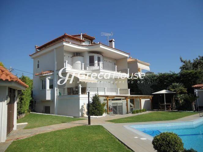 Πολυτελής Βίλα με Πισίνα προς Πώληση  στο Λαγονήσι