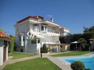 Πολυτελής Βίλα με Πισίνα προς Πώληση  στο Λαγονήσι