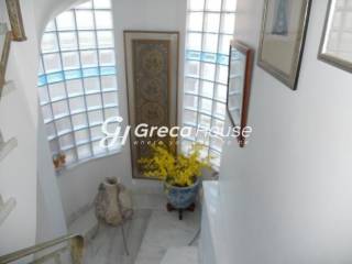 Πολυτελής Βίλα με Πισίνα προς Πώληση  στο Λαγονήσι