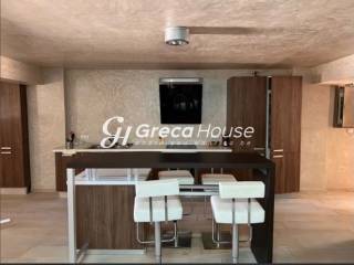 Λουτράκι - Περαχώρα Παραθαλάσσια Βίλα προς Πώληση