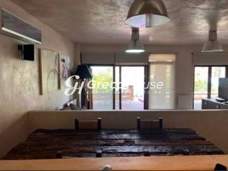 Λουτράκι - Περαχώρα Παραθαλάσσια Βίλα προς Πώληση