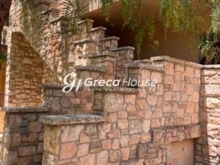 Λουτράκι - Περαχώρα Παραθαλάσσια Βίλα προς Πώληση