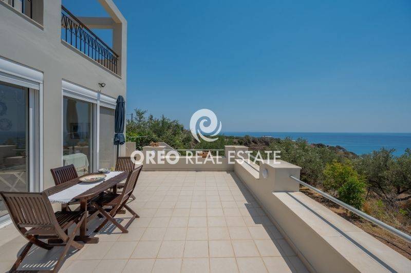 Θέα από μπαλκόνι