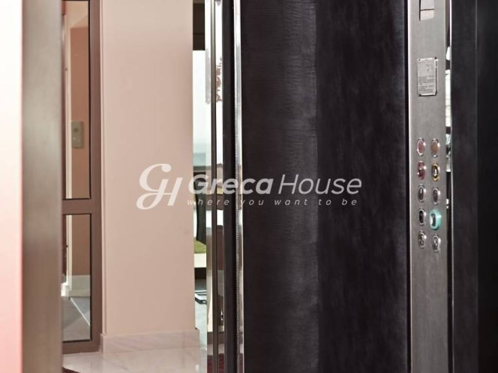 Villa for sale in Attica